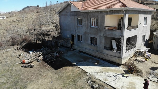 Foto - İnceleme ekipleri bile şaşkın! Binanın hikayesini duyanlar hayret ediyor