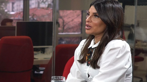 Foto - İnci Taneleri dizisindeki türkücü Erkal Sonel'in skandalı patladı!