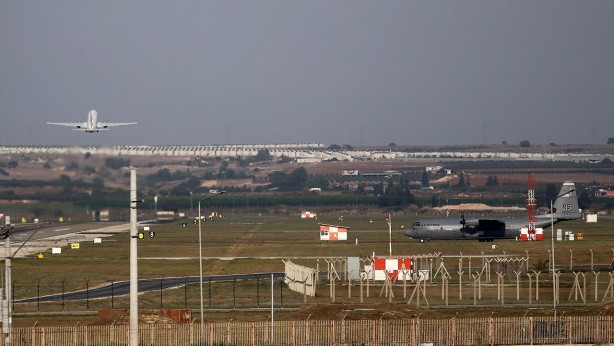 Foto - Kapatılması istenen İncirlik üssünde hareketlilik! İniş yaptılar