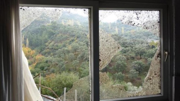 Foto - İncirliova'da fırtına ve hortum: 15 ev zarar gördü, çok sayıda ağaç devrildi