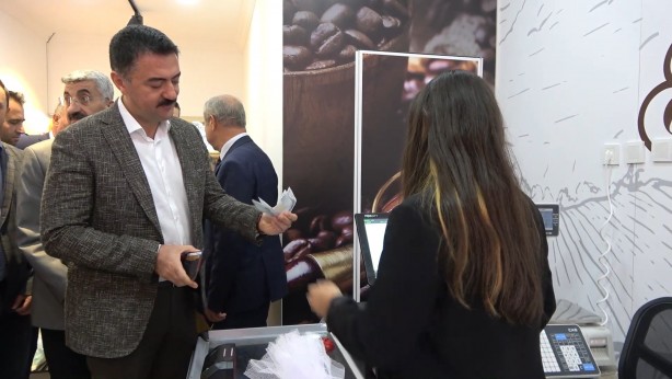 Foto - İndirimli markete hücum! Çiftçiler üretiyor valilik satıyor