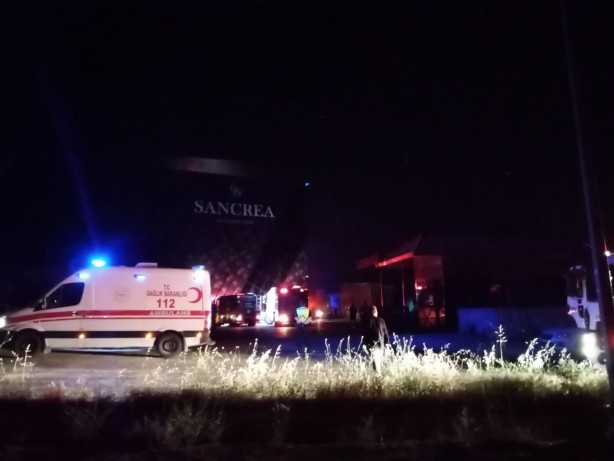 İnegöl'de sandalye fabrikasında yangın