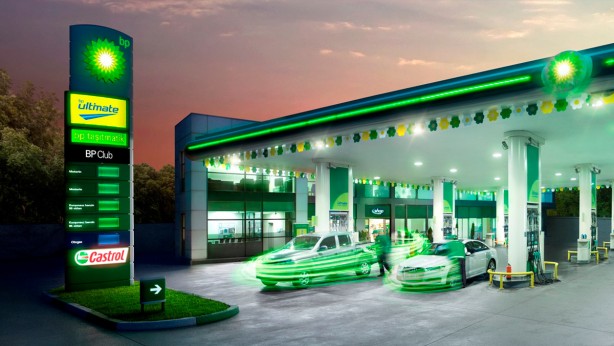 Foto - Türkiye'den çekilen İngiliz BP'nin avukatlığını yapmak bakın kime düştü!