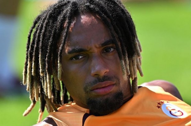 Foto - İngiliz devinden Sacha Boey için reddedilemeyecek teklif