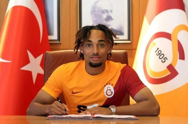 Foto - İngiliz devinden Sacha Boey için reddedilemeyecek teklif