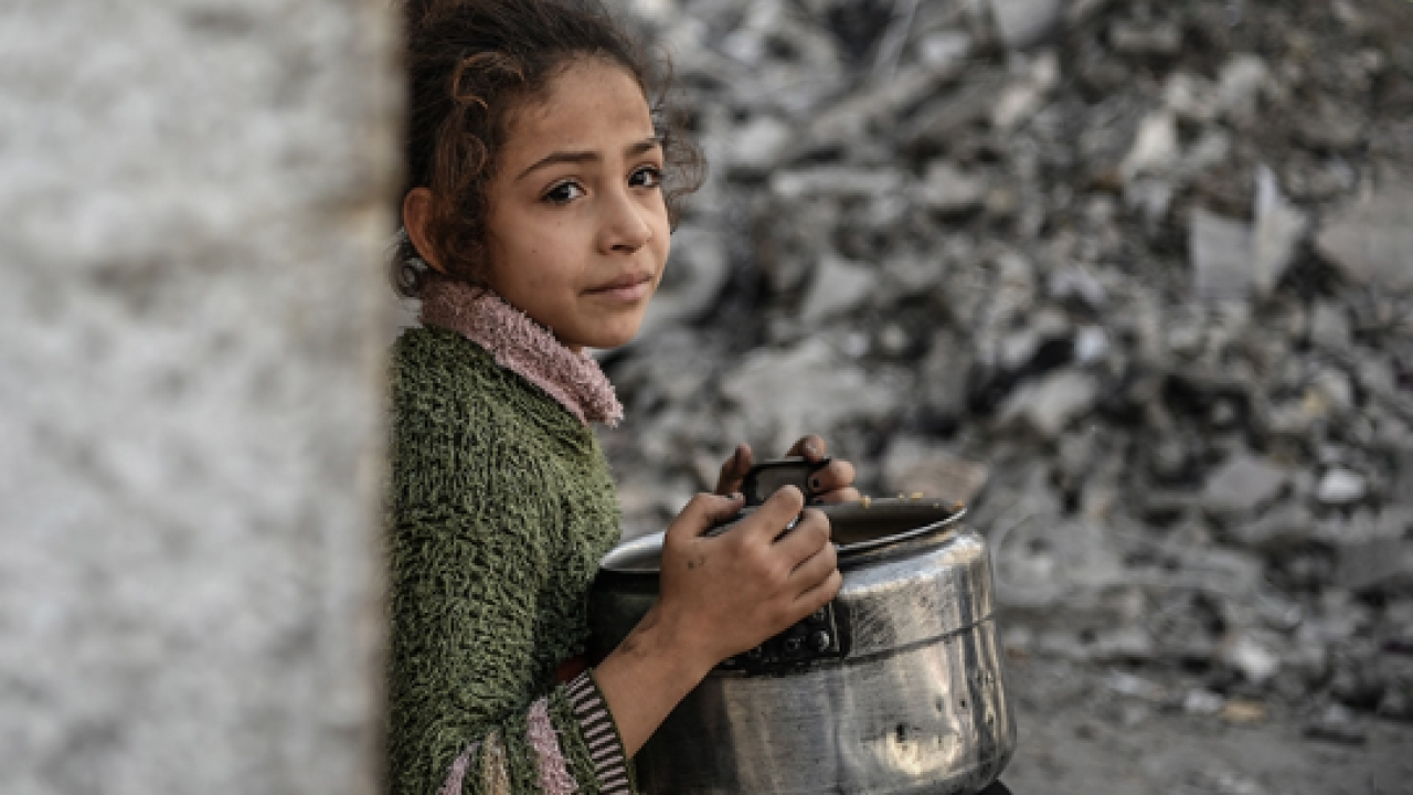 Foto - İngiliz doktor Graeme Groom’un anlattıkları, insanlığın yere çakıldığı bir utanç vesikasıdır