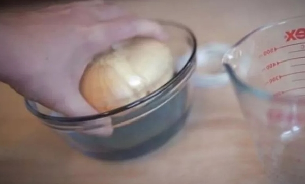 Foto - İngiliz gençten şok eden iddia! Sadece soğan kullanarak yaptı