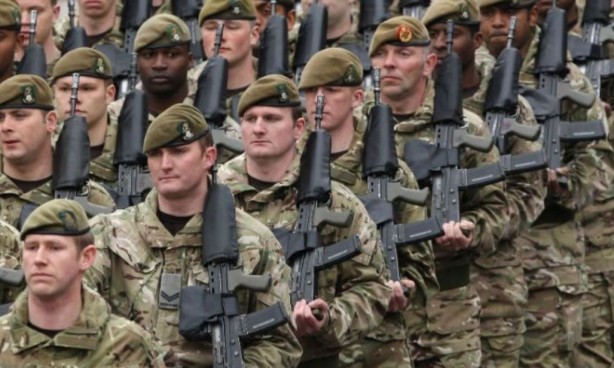 Foto - İngiliz ordusu dökülüyor! En yetkili isim itiraf etti