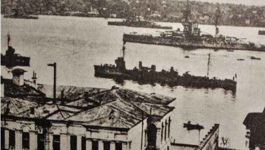 Foto - İngiliz’e kızacağımıza Osmanlıya kızıyoruz! Bunda bir bit yeniği yok mu? Sebebi gayet açık