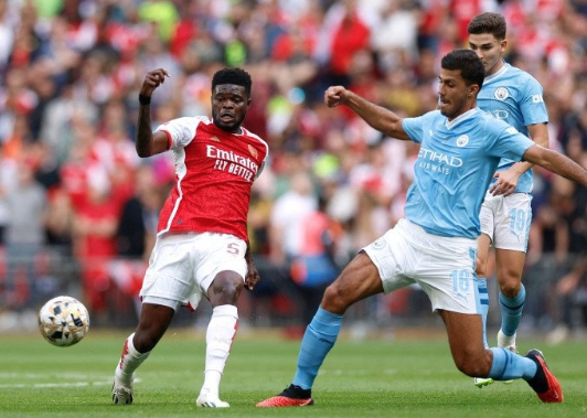 Foto - İngilizler duyurdu! Galatasaray Torreira'nın partnerini bu sefer buldu...