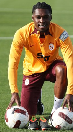 Foto - İngilizler duyurdu: Keşif yaptılar ve kararı verdiler: Tarihi futbol kulübünden ilginç atak!