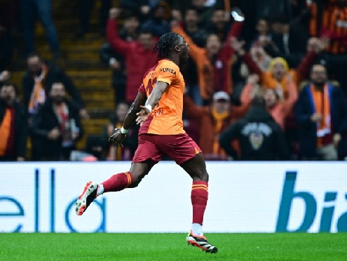 Foto - İngilizler duyurdu: Keşif yaptılar ve kararı verdiler: Tarihi futbol kulübünden ilginç atak!