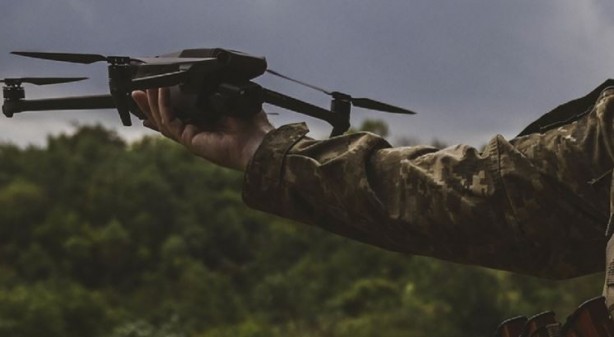 Foto - İngilizler geleceğin savaşlarına hazırlanıyor! İHA hamlesi dikkat çekti