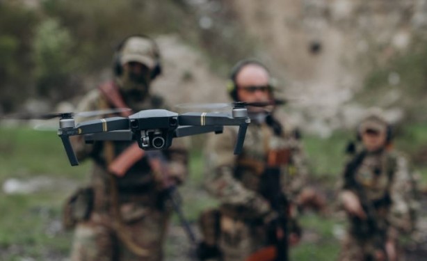 Foto - İngilizler geleceğin savaşlarına hazırlanıyor! İHA hamlesi dikkat çekti