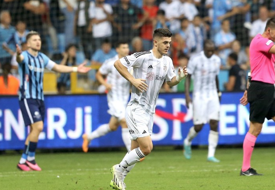 Foto - İngilizler gözünü bu kez o futbolcuya dikti: Şu komediye bakın! Hadi gidin işinize be…