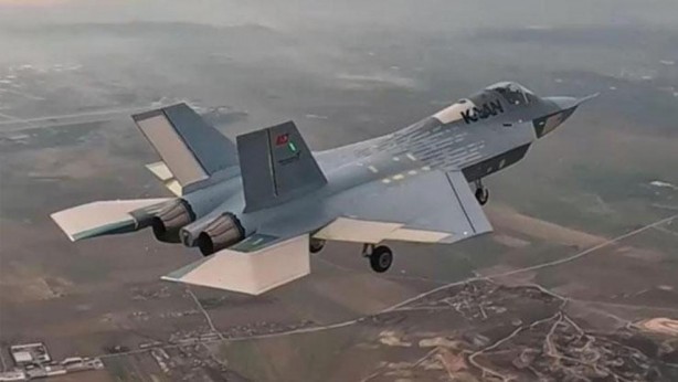 İngilizler KAAN ile F-22'yi karşılaştırdı! "Kritik eşik aşıldı"