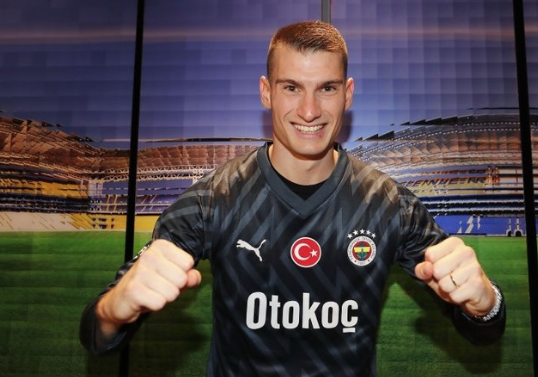 Foto - İngilizler sürpriz transferi resmen duyurdu! Fenerbahçe 35 milyon Euro'luk genç yıldızı bedavaya alıyor…