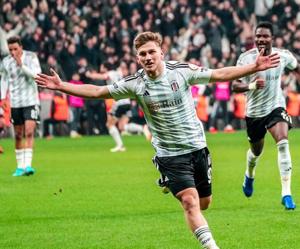 Foto - İngilizler yeni takımını açıkladı! Yılın transferi Semih Kılıçsoy olacak! Türkiye rekoruyla tarihe geçecek