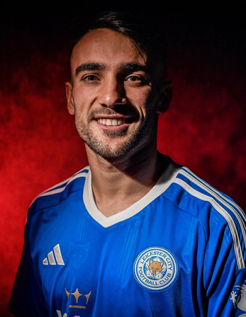 İngiltere devinin takımıyla ilgili olay çıkış: Farkını ortaya koymaya başladı! Yunus Akgün: