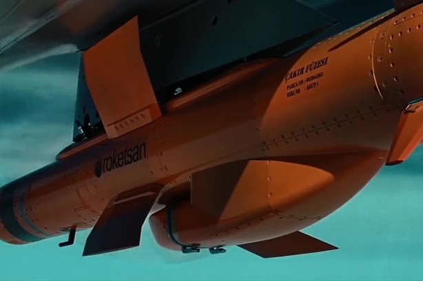 Foto - İngiltere, Türk füzesinin peşine düştü! Ünlü istihbaratçı ilk kez açıkladı: Vurduğunu paramparça ediyor