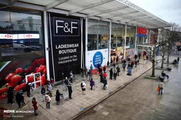 Foto - İngiltere'de korkulan maalesef oldu! Hepsi kapana kısıldı