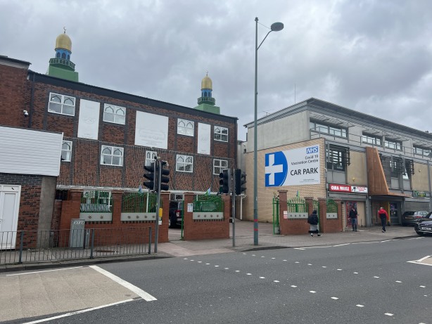 Foto - İngiltere'de vahşet! Camiden dönen adamı ateşe verdiler