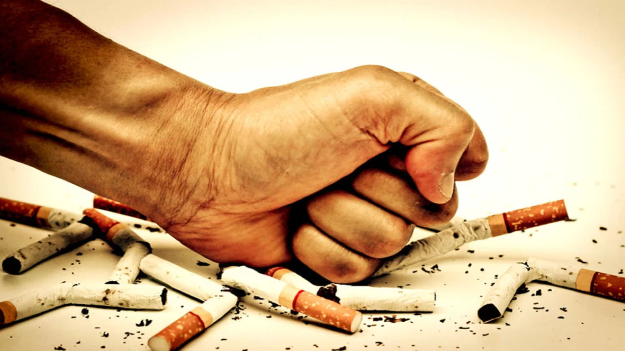 Foto - İngiltere'de elektronik sigara yasağı başladı!