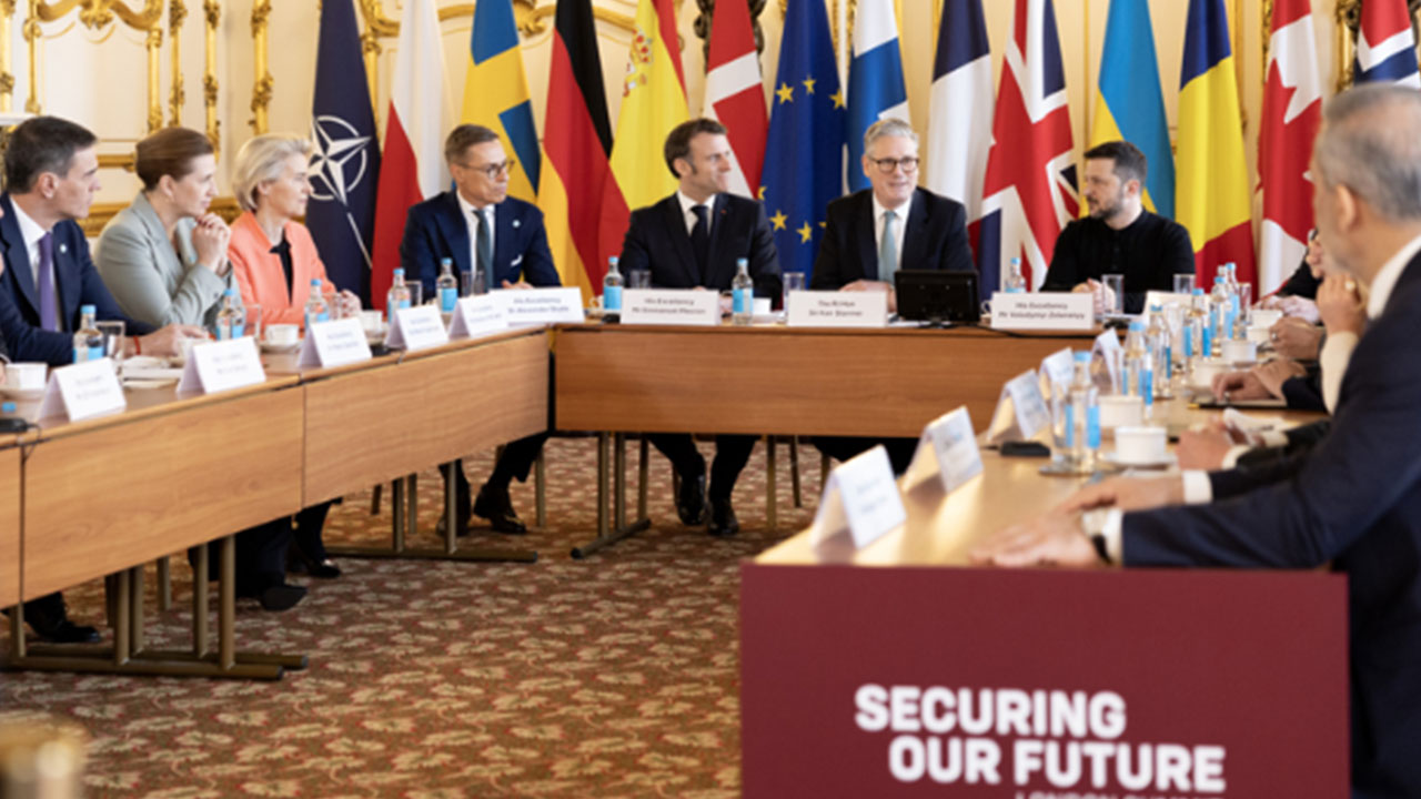 Foto - İngiltere'deki toplantı ülkeyi ayağa kaldırdı: Türkiye var biz neden yokuz?