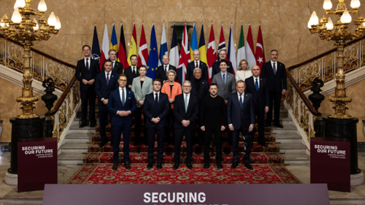 Foto - İngiltere'deki toplantı ülkeyi ayağa kaldırdı: Türkiye var biz neden yokuz?