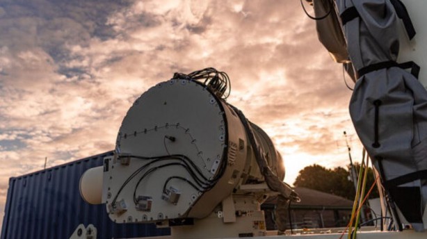 Foto - İngiltere'den The DragonFire kararı! Özel silah Rusya'yı çıldırtacak