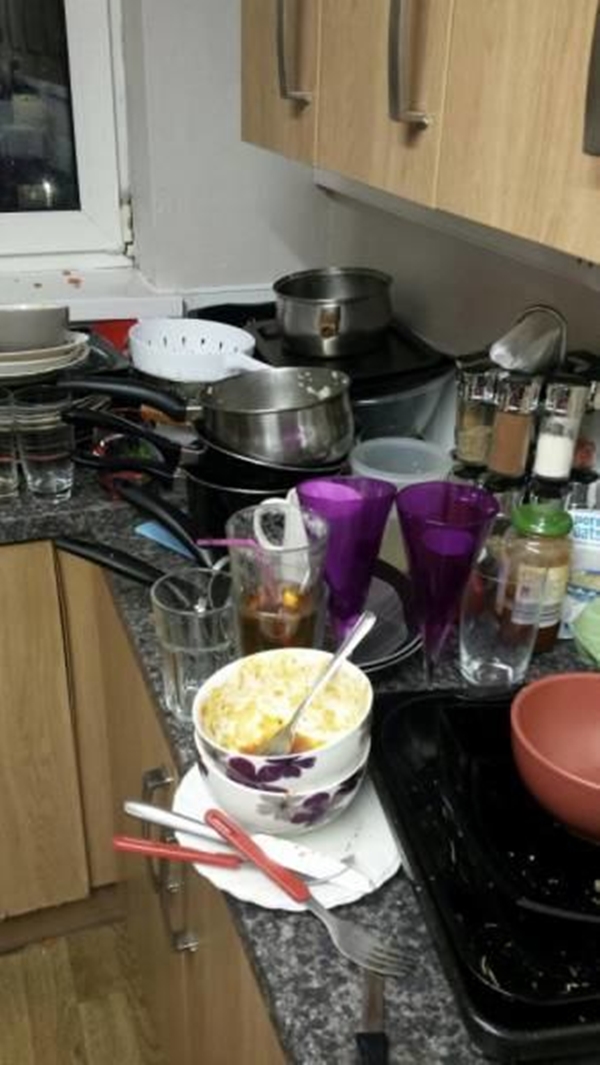 Foto - İngiltere’nin en pis öğrencisi seçildi! Evine çok şaşıracaksınız!