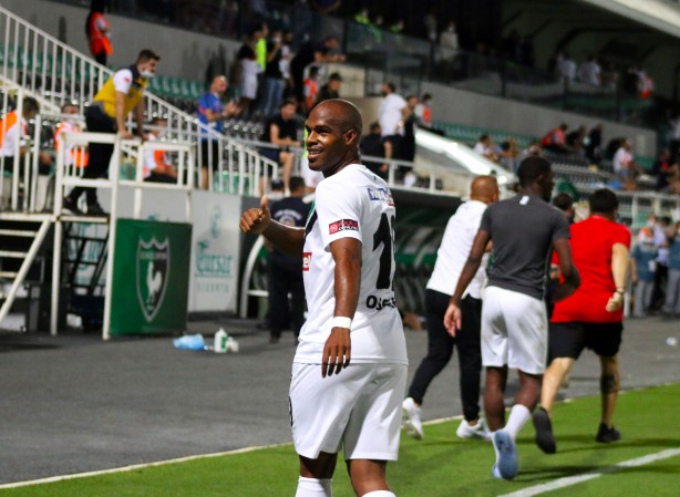 Foto - İngiltere’ye damga vurdu! Acun'u sırtlayan adam