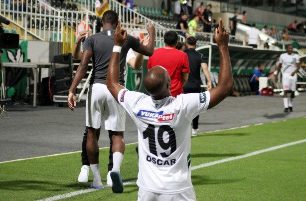 Foto - İngiltere’ye damga vurdu! Acun'u sırtlayan adam