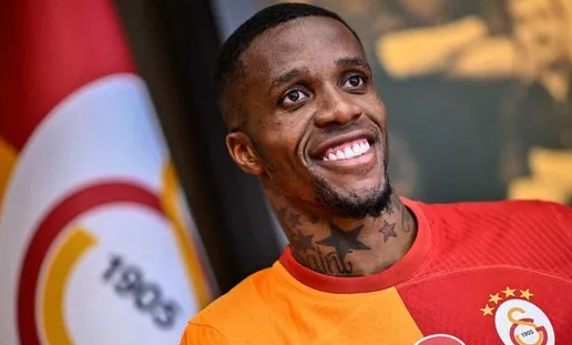 Foto - İngiltere’ye satılmayan Zaha bilmecesi! Galatasaray’ı sallayacak Zaha çıkışı! Yok artık…