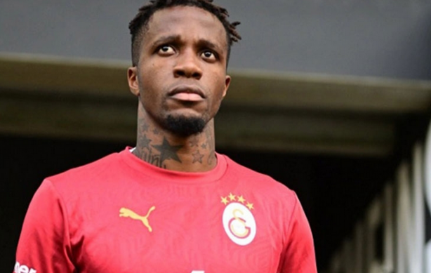 Foto - İngiltere’ye satılmayan Zaha bilmecesi! Galatasaray’ı sallayacak Zaha çıkışı! Yok artık…