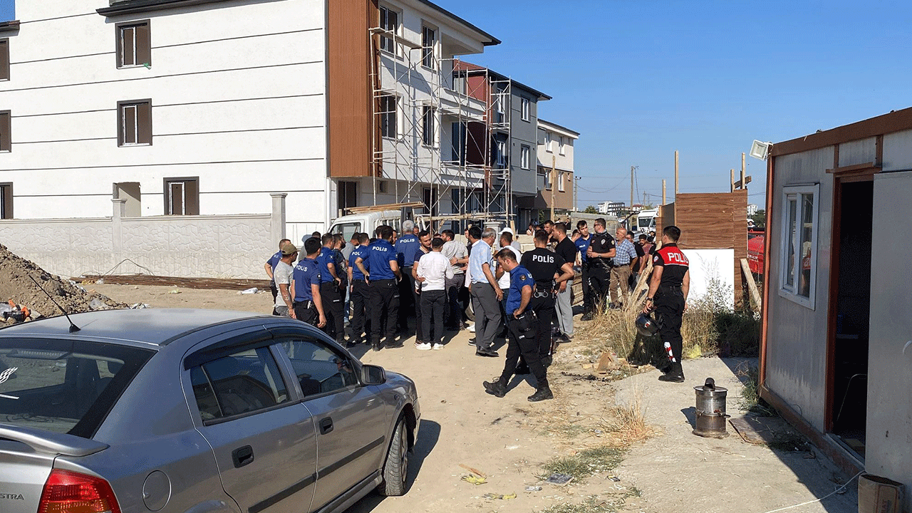 İnşaat işçileri birbirine girdi