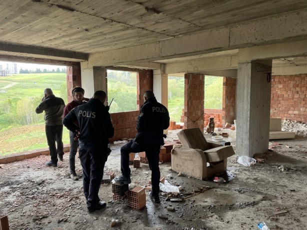 Foto - İnşaata bağlamışlar! Barınağa teslim edildi