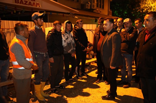 Foto - İnşaatta beton dökümü sırasında kalıp çöktü: 2 işçi yaralı