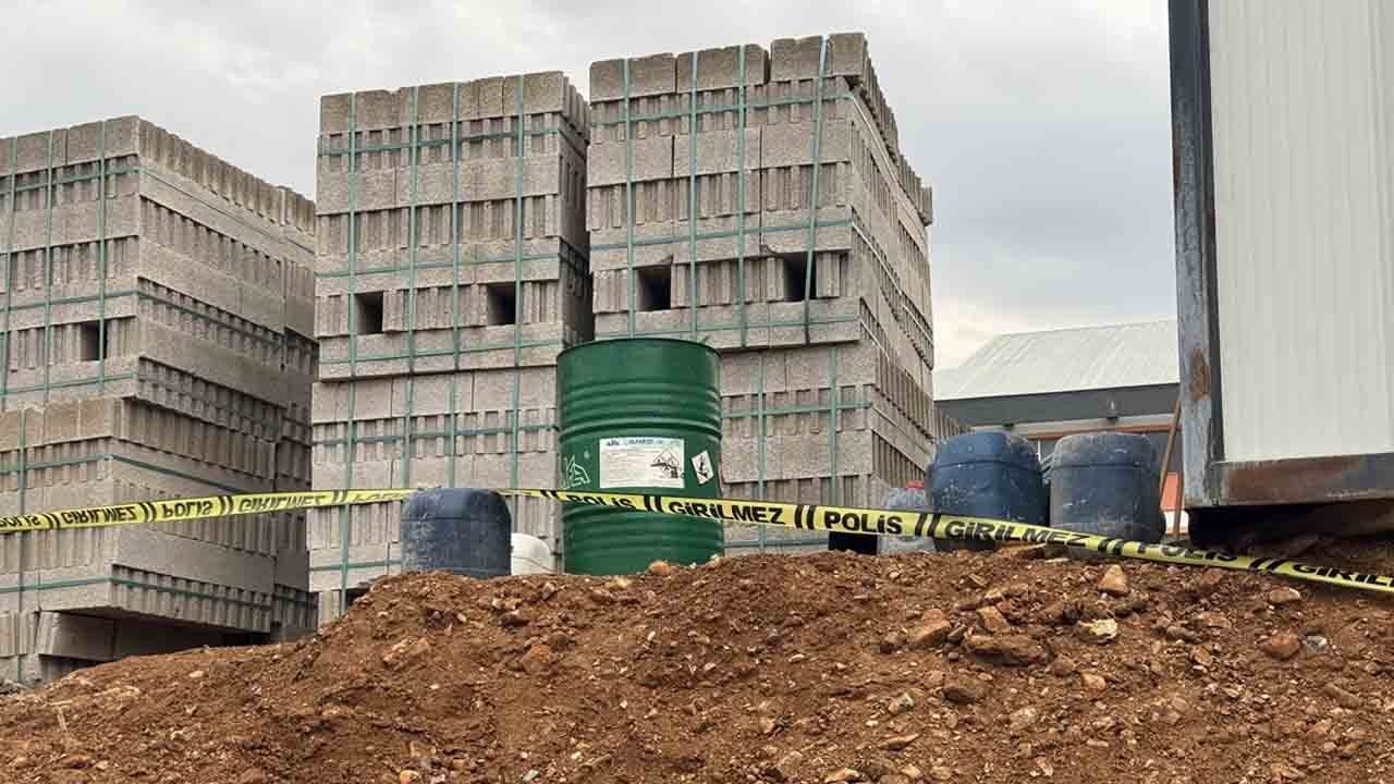 Foto - İnşaattaki kötü koku iki okulu tahliye ettirdi: Rahatsızlanan 20 öğrenci hastaneye kaldırıldı 