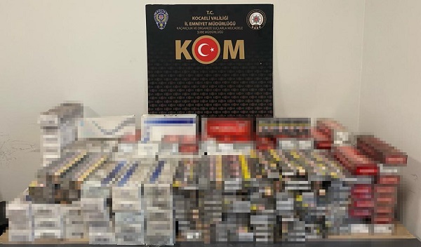 Foto - İnsan hayret ediyor! Bobinin içinden bakın ne çıktı