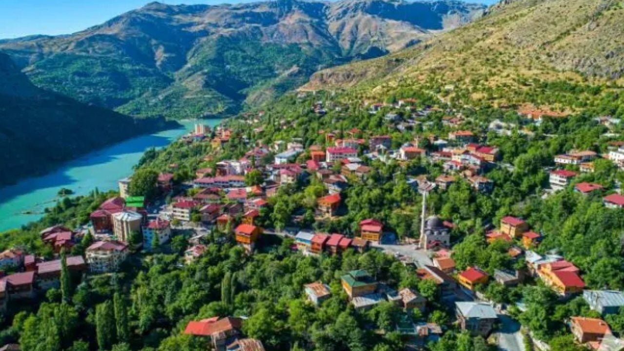 Foto - İnsanın ömrünü uzatıyor: İşte Türkiye'nin en huzur veren ilçeleri!