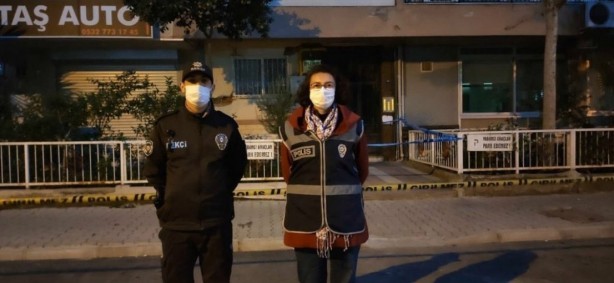 Foto - İnsanlar enkaz altındayken onlar mallarına göz dikti! Polisler nöbette