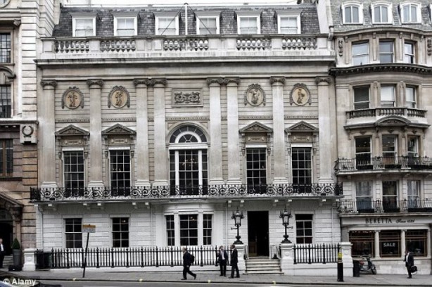 Foto - İnsanlar korkudan bu adanın yanına bile yaklaşamıyor! Sebebi herkesi şok edecek