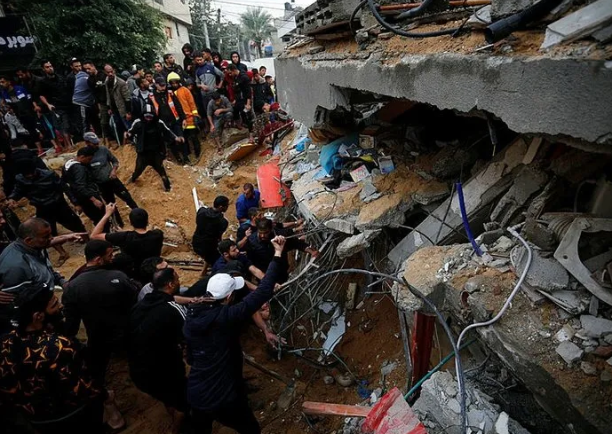 Foto - İnsanlık siyonist çukurunda! Katil İsrail'in Naziler'den farkı yok