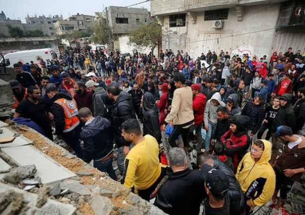 Foto - İnsanlık siyonist çukurunda! Katil İsrail'in Naziler'den farkı yok