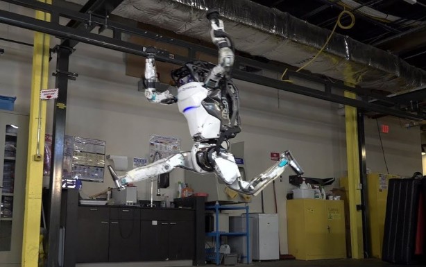 Foto - İnsansı robot Atlas işten kovuldu