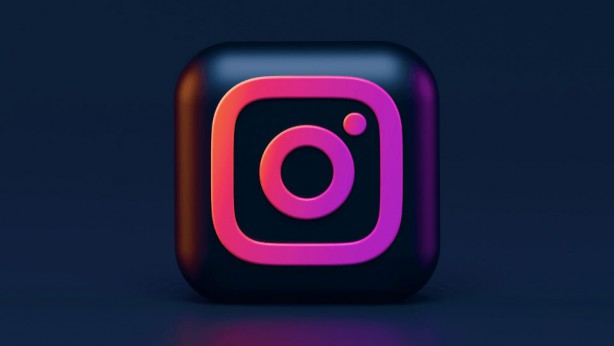 Instagram özüne dönmeye karar verdi