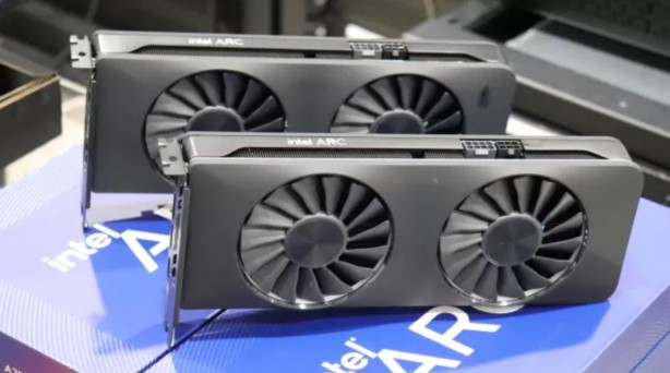 Foto - Intel gözünü kararttı! Lider olmaya hazırlanıyor