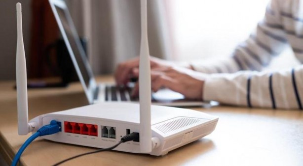 Foto - İnternet ağına öyle bir isim yazdı ki, sabahına tutuklandı! Bilgisayar ve modemi emniyete götürülen öğrenci, apar topar cezaevine konuldu