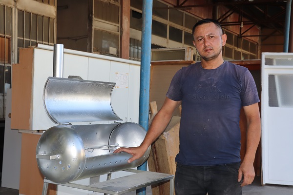 Foto - İnternet izledi aklına geldi! Hurdaları maddi kazanca dönüştürdü